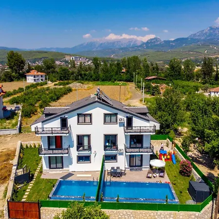Fethiye Seydikemer Zena Villa Kemer (Menekse Mahallesi)